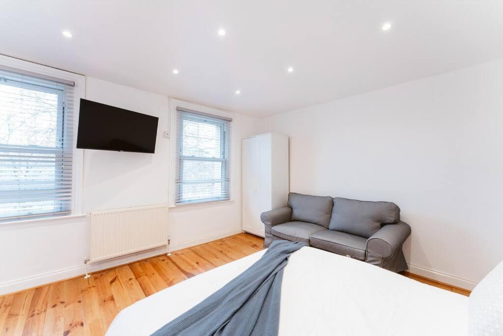 Your Lovely Studio Flat- West3 Londres Exterior foto